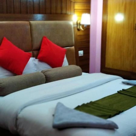 Dormico'S Hotel Snowbird Manāli Buitenkant foto