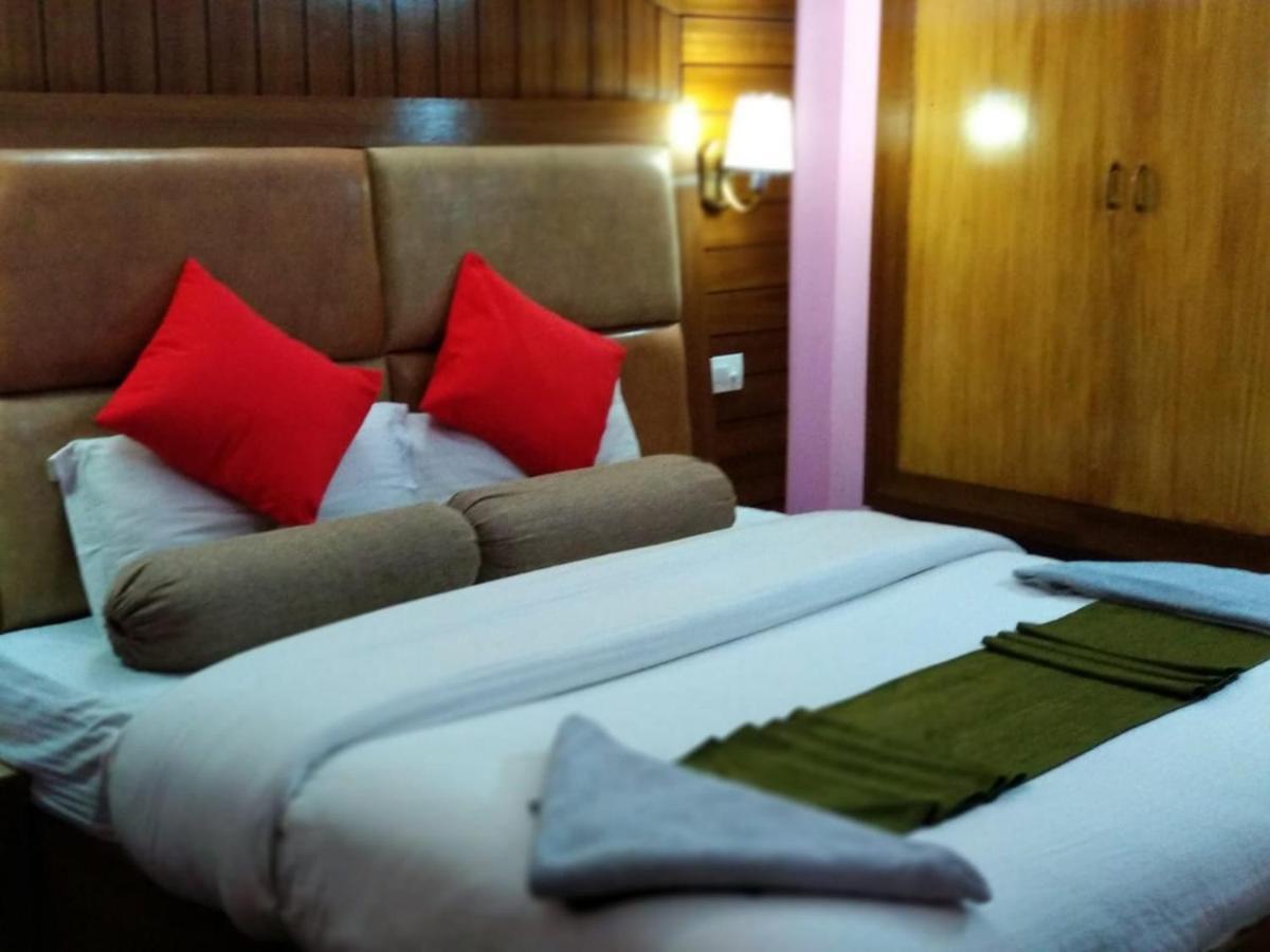 Dormico'S Hotel Snowbird Manāli Buitenkant foto
