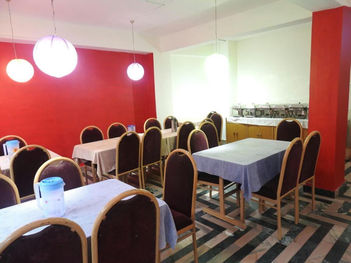Dormico'S Hotel Snowbird Manāli Buitenkant foto