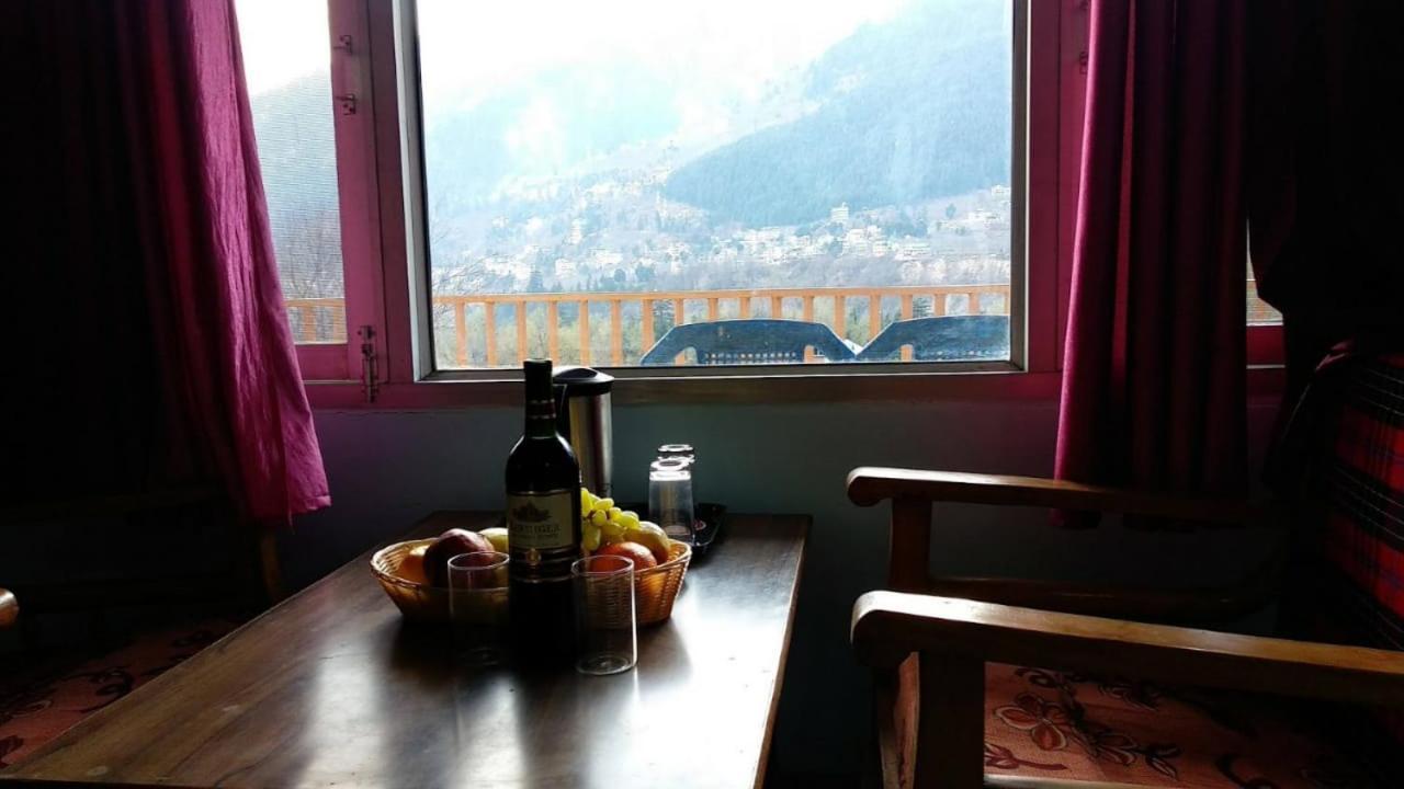 Dormico'S Hotel Snowbird Manāli Buitenkant foto