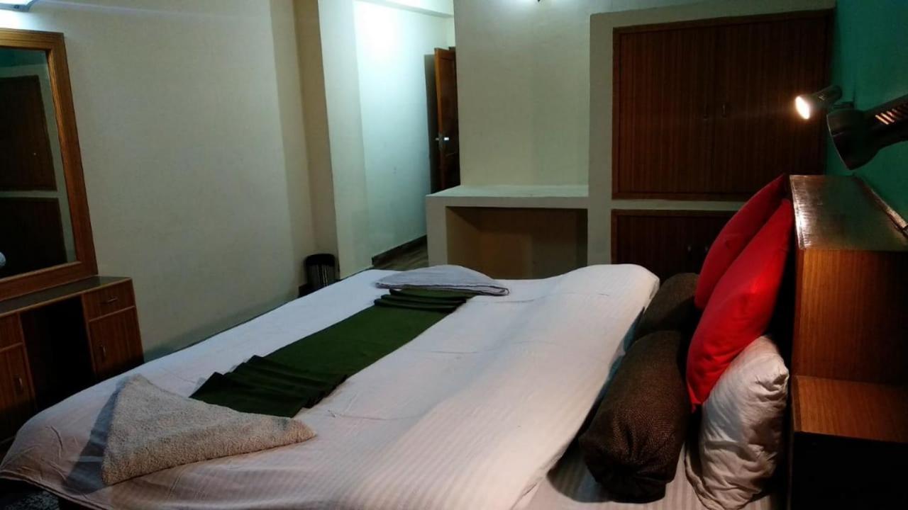 Dormico'S Hotel Snowbird Manāli Buitenkant foto